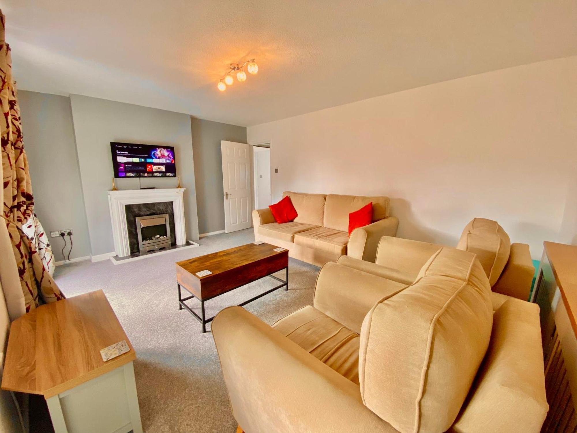 Spacious 3 Bed House, Sleeps 6, Free Parking - 14 Millers Close לאומינסטר מראה חיצוני תמונה